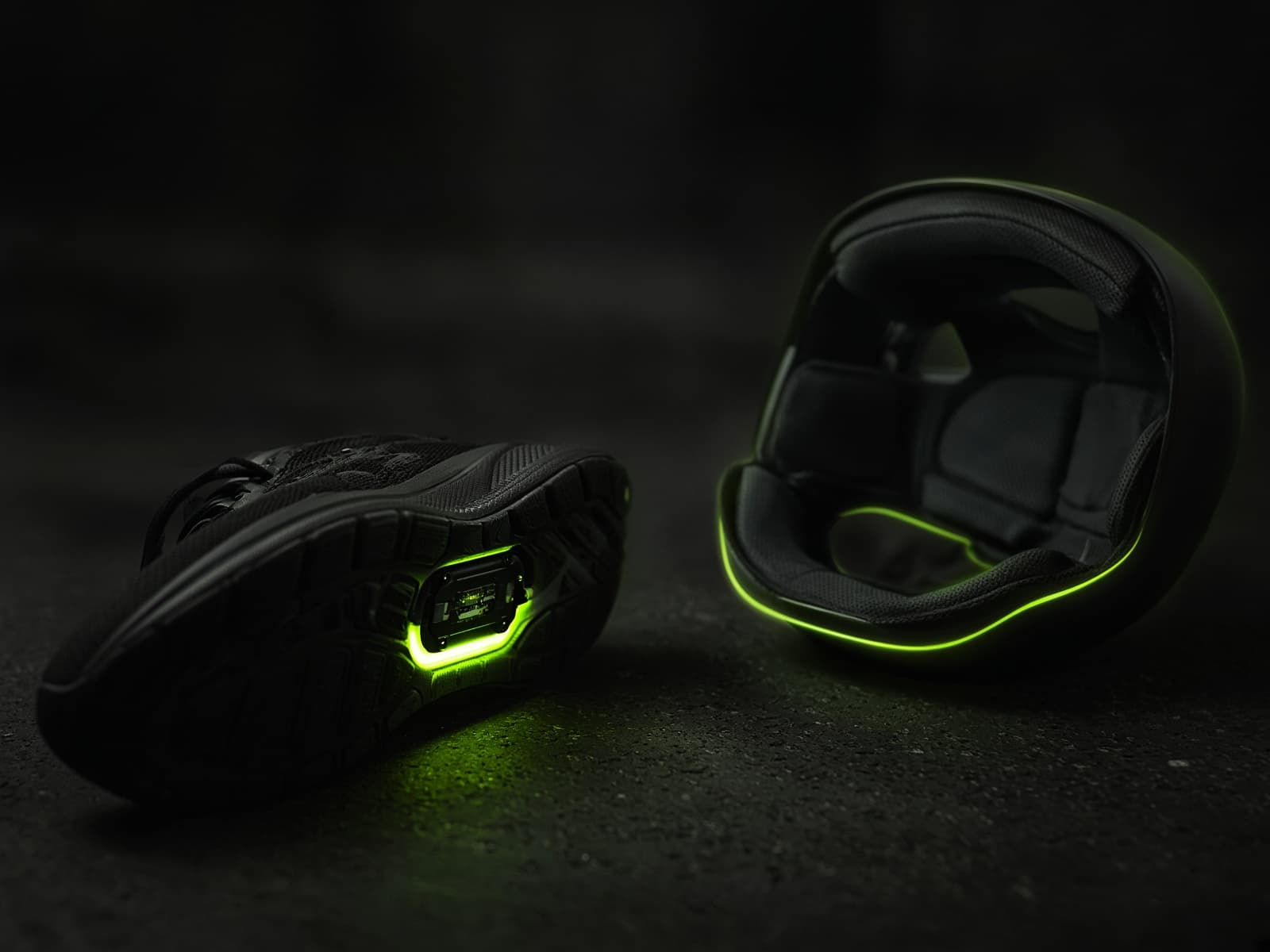 Illustration of a shoe and a helmet with built-in electronics